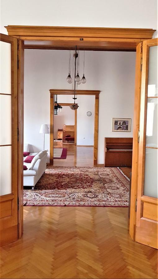 Luxury Apartment In The Heart Of Varaždin Exteriör bild